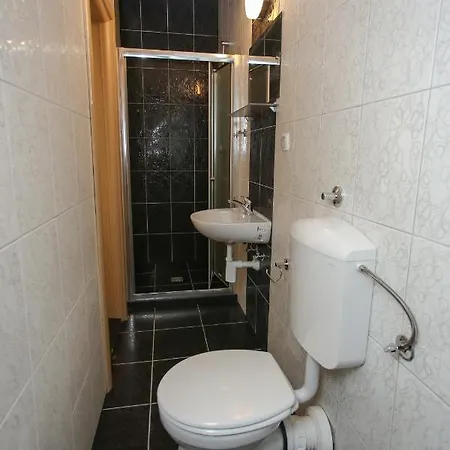 Lovely Center * モスタル