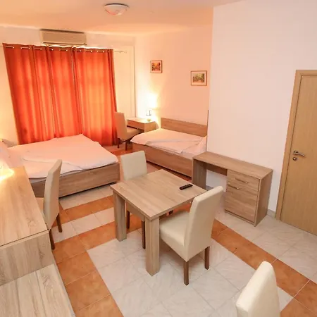 アパート Lovely Center *